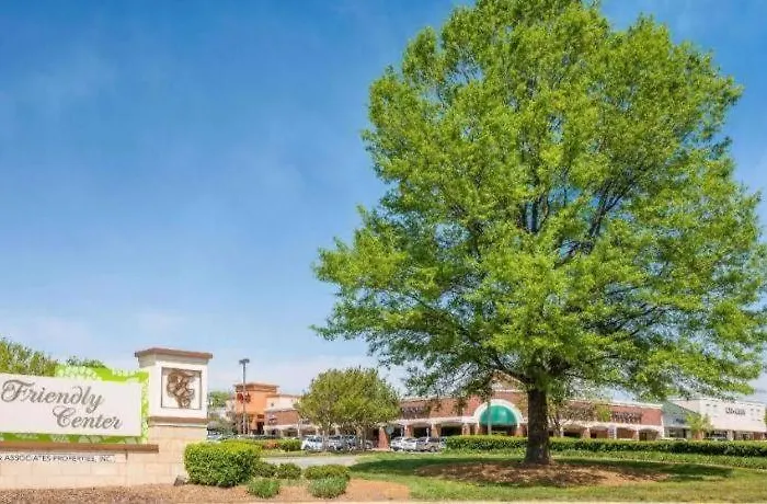 Clarion Pointe - Greensboro Coliseum Area