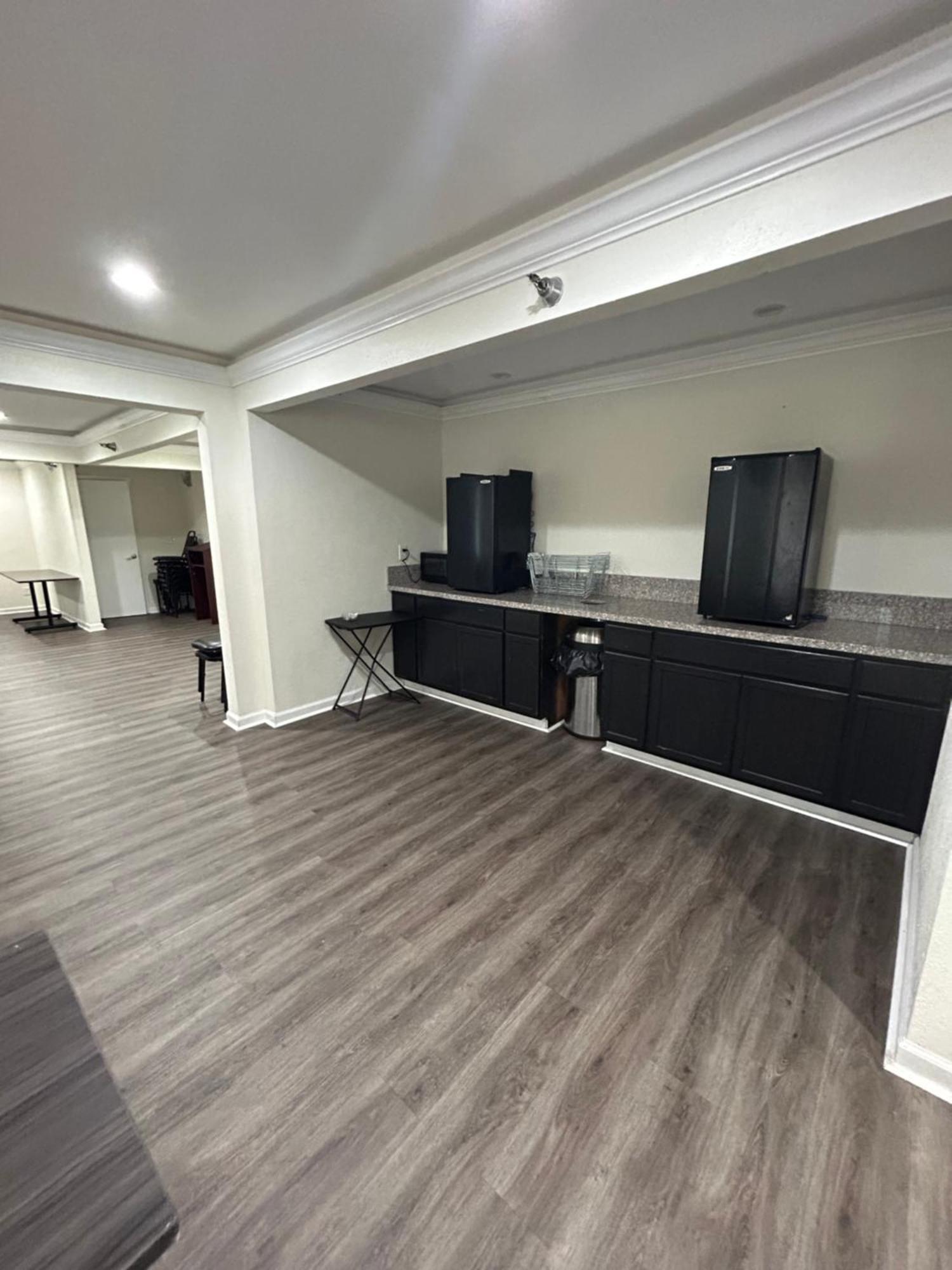 Hotel Clarion Pointe - Coliseum Area Greensboro